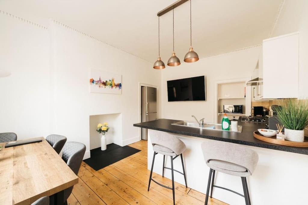 Holiday home 4-bed House, 10 Min Walk To Sights
