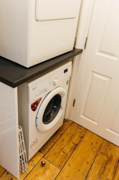 Сasa de vacaciones 4-bed House, 10 Min Walk To Sights Bath